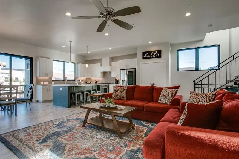 410 Melba Street 1, 2, 3, 4, Dallas, Texas, United States. - Photo 29