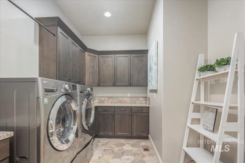 1055 S Brentbrook Lane, Eagle, ID, 83616, USA, Eagle, Idaho, United States. - Photo 37