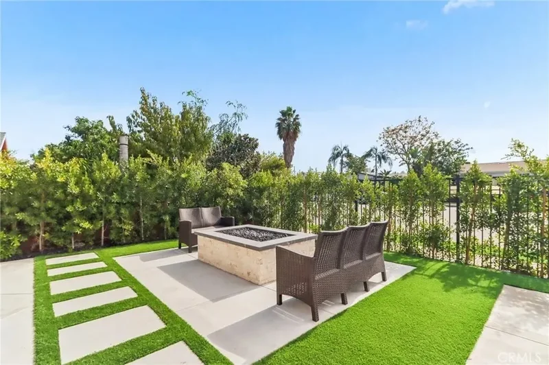 8006 Lloyd Avenue, Los Angeles, California, United States. - Photo 50