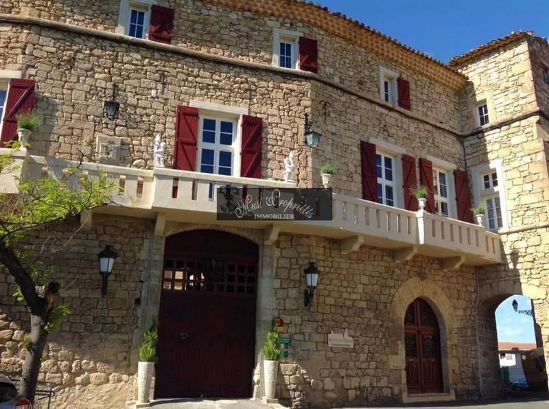 Béziers, Occitanie, France. - Photo 6