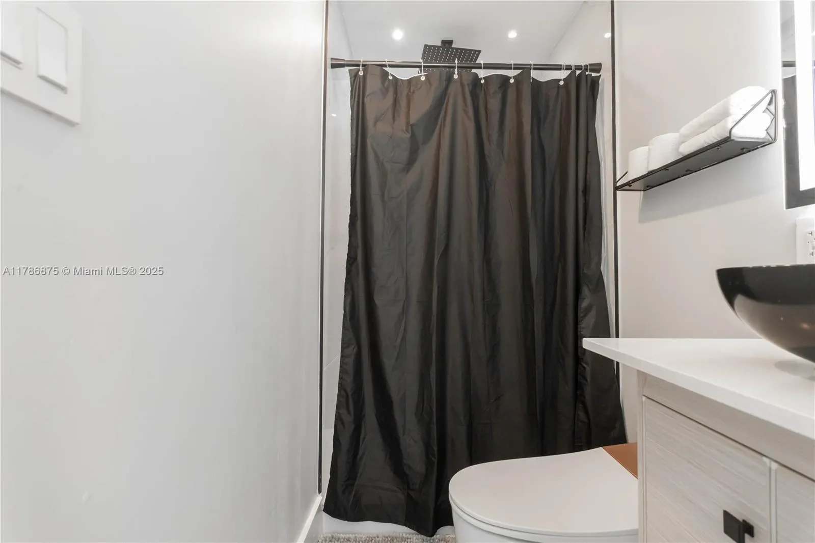 2360 SW 12th St, Miami, Florida, United States. - Photo 23