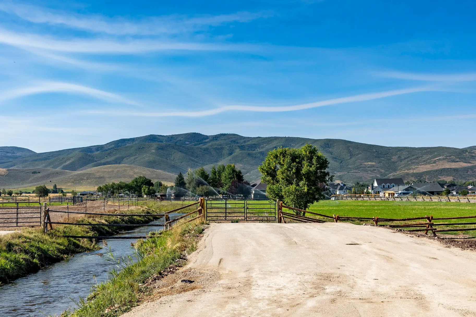 2537 E White Buffalo Dr Lot 8, Heber City, UT 84032, Heber City, Utah, United States. - Photo 2