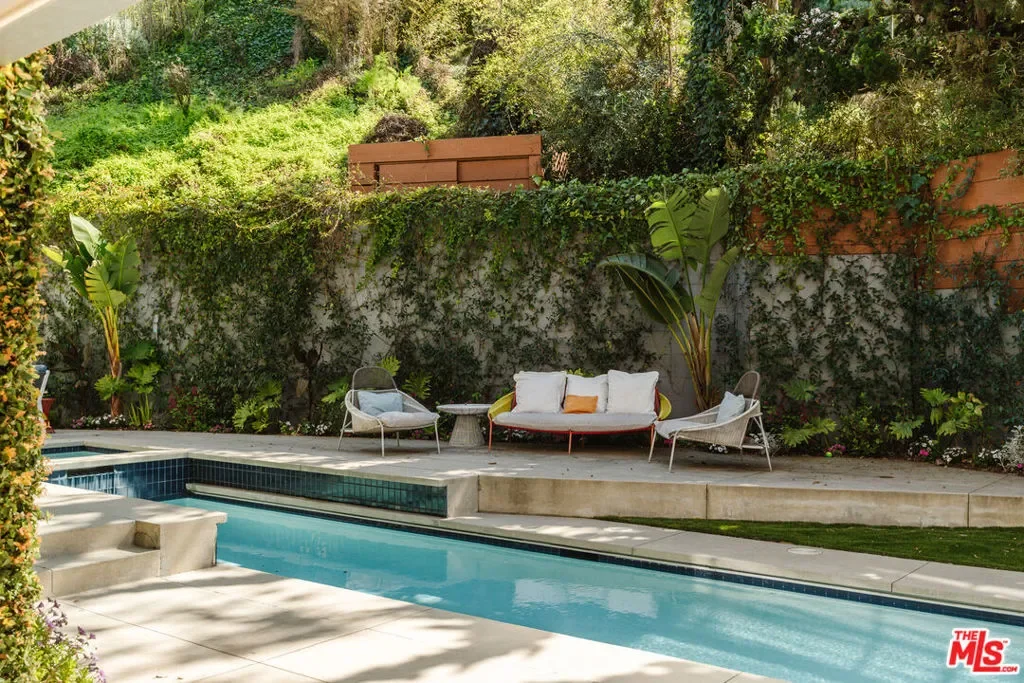 562 Stassi Lane, Santa Monica, California, United States. - Photo 4