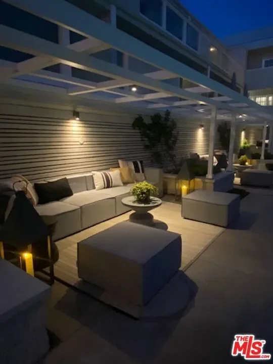 22626 Pacific Coast Highway 22, Malibu, California, United States. - Photo 9