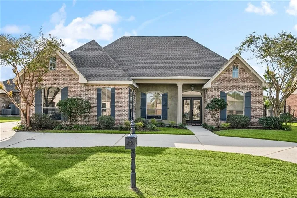 250 E AUGUSTA Lane, Slidell, Louisiana, United States. - Photo 3