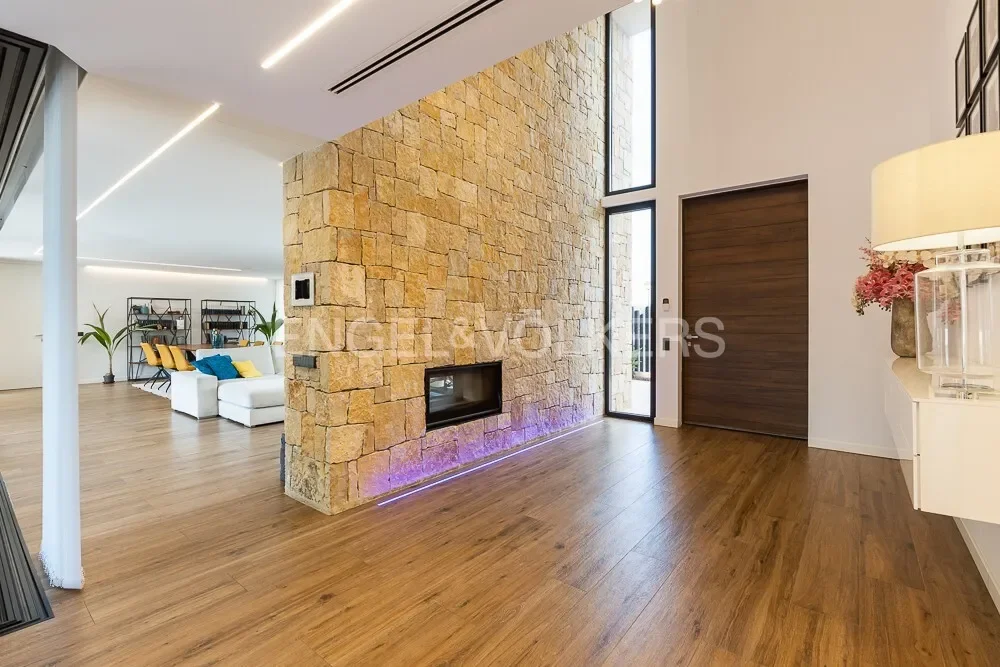 Gallery photo 11