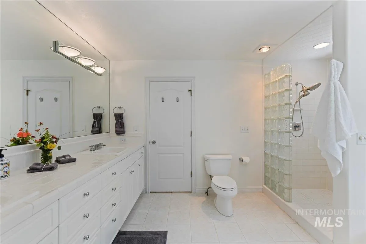 Gallery photo 4