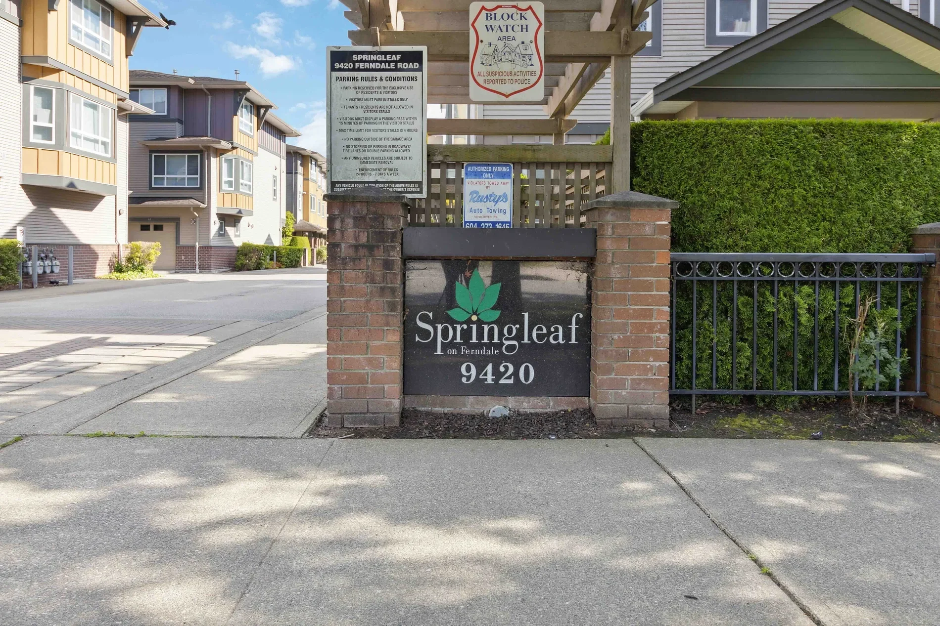 Exterior photo 2