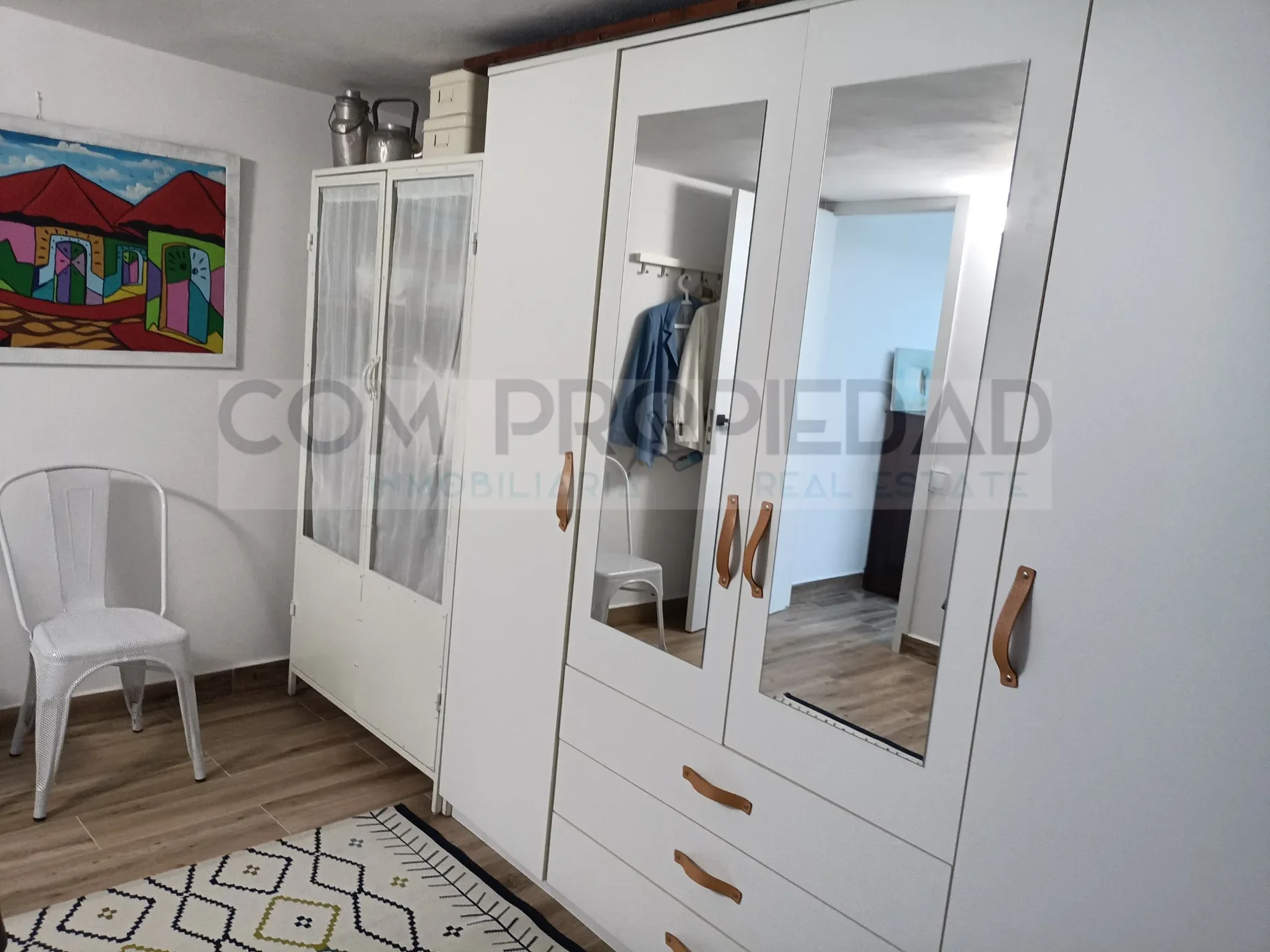 Gallery photo 3