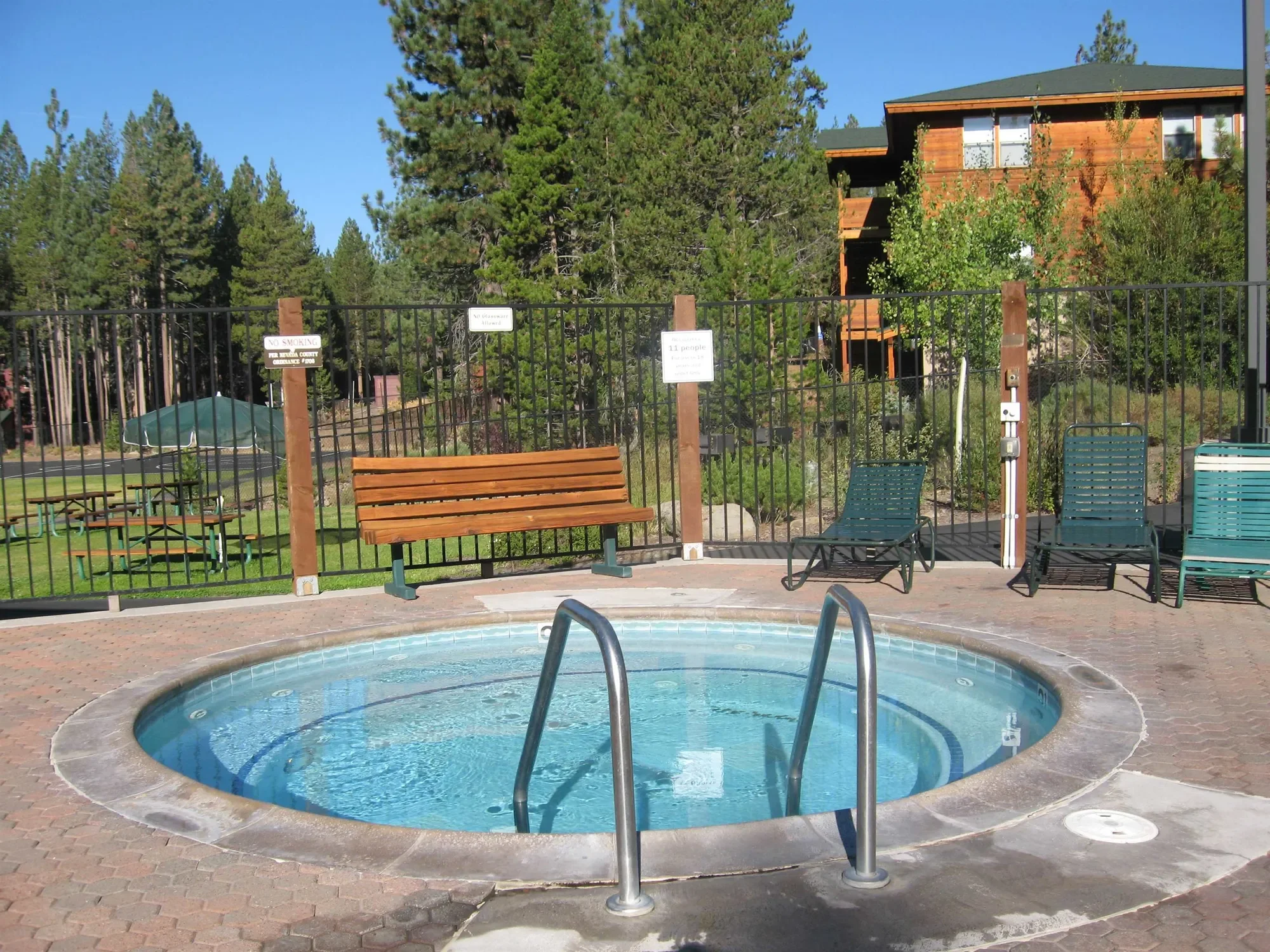 12491 Northwoods Boulevard 3, Truckee, California, United States. - Photo 23