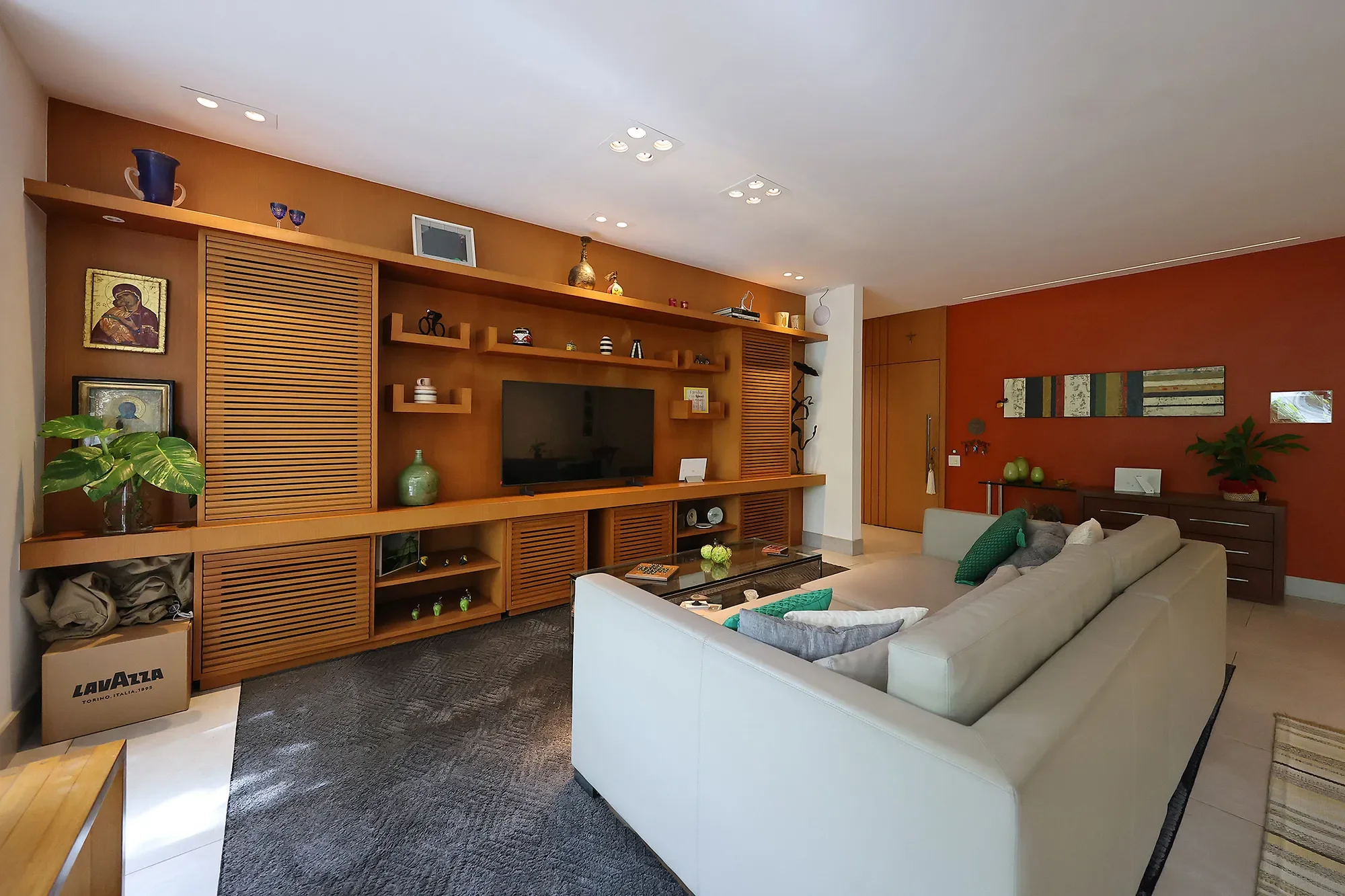 Gallery photo 8