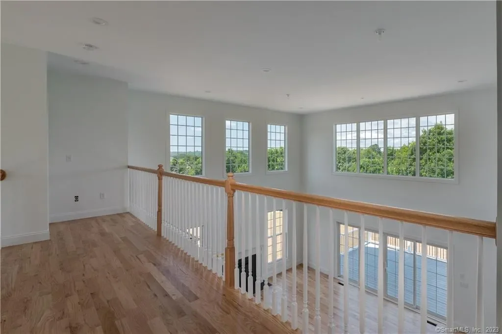 Gallery photo 3