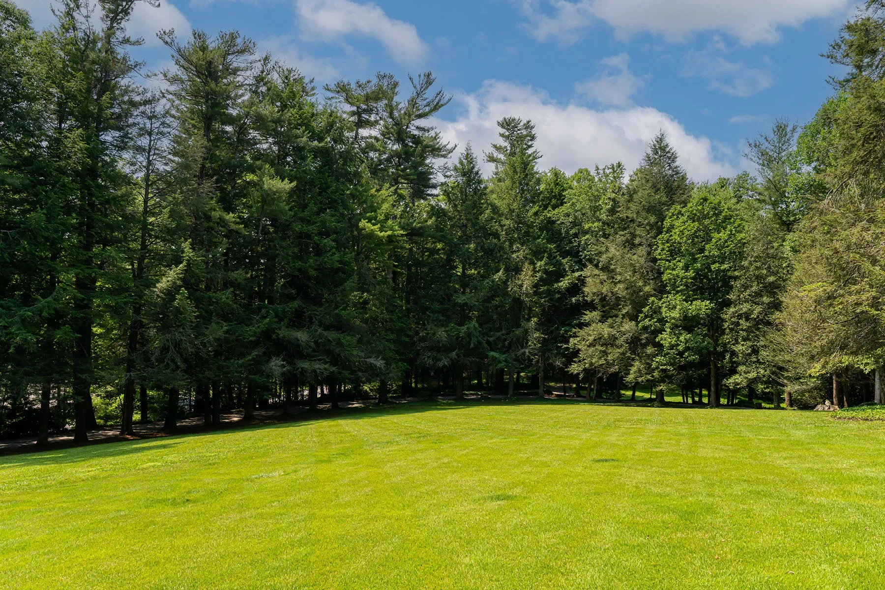 2531 Little River Road, Hendersonville, NC 28739, Laurel Park, North Carolina, United States. - Photo 36