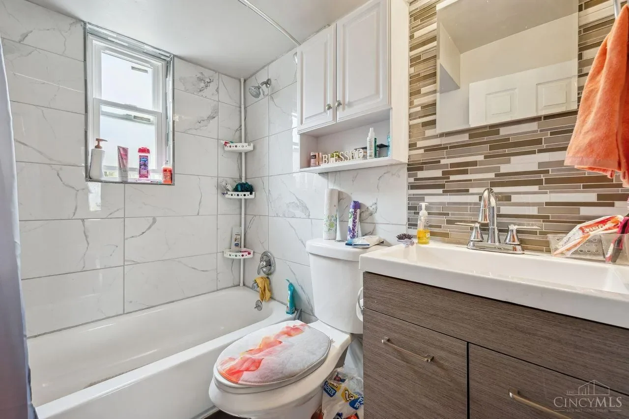 3048 Gilbert Avenue, Cincinnati, OH 45206, Cincinnati, Ohio, United States. - Photo 29