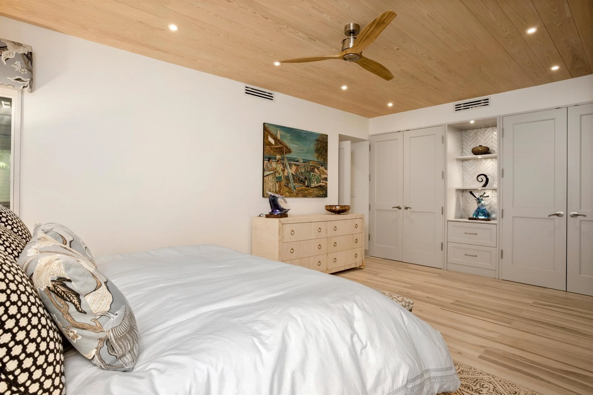 Gallery photo 2