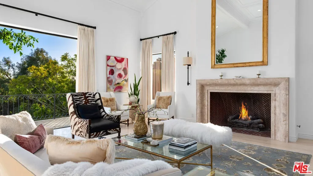 6110 Merritt Drive, Malibu, California, United States. - Photo 47