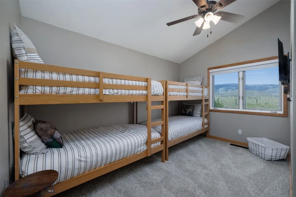 138 Inverness, Livingston, Montana, United States. - Photo 21