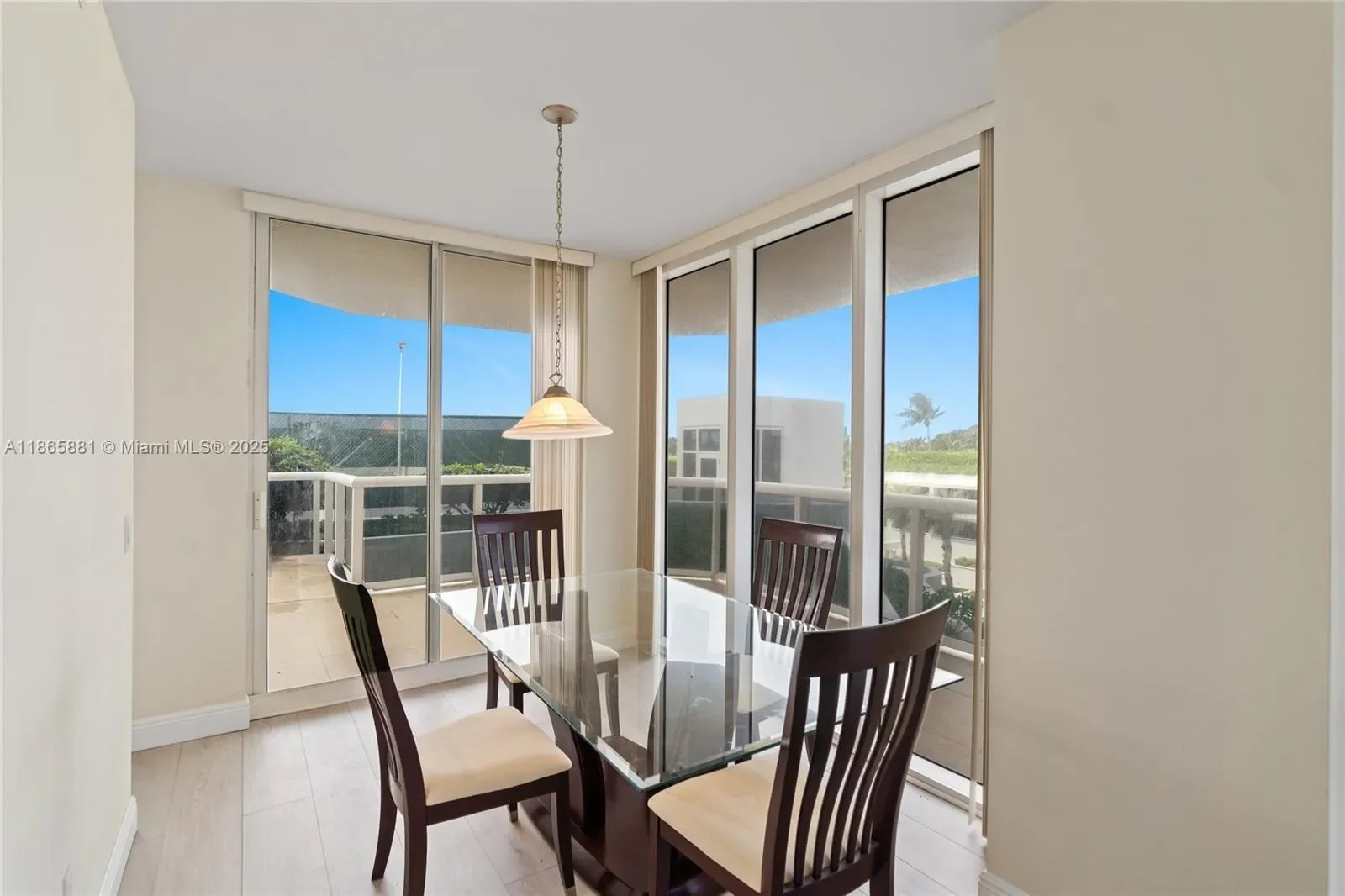 4775 Collins Ave 507, Miami Beach, Florida, United States. - Photo 8