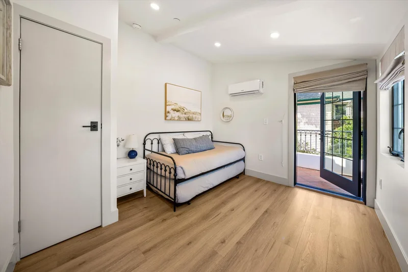 6 E Valerio Street, SANTA BARBARA, CA 93101, Santa Barbara, California, United States. - Photo 52