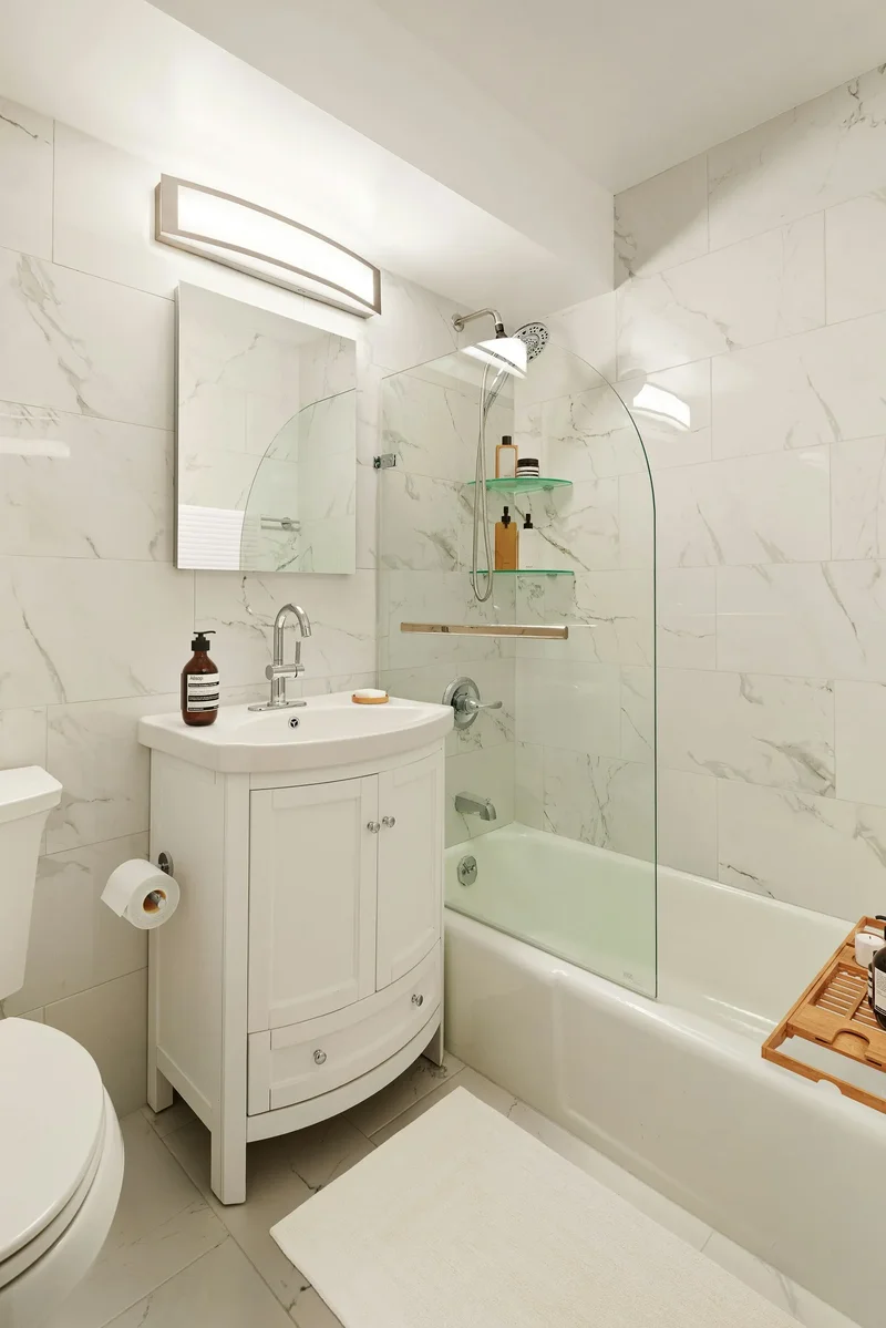 EAST 62ND STREET, New York, New York, United States. - Photo 6