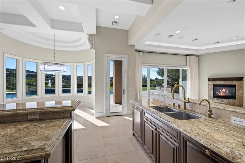17 Mountain Cove Court, Henderson, Nevada, United States. - Photo 20