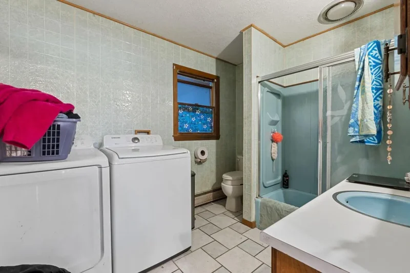 715 Webster Street, Lewiston, ME 04240, Lewiston, Maine, United States. - Photo 96