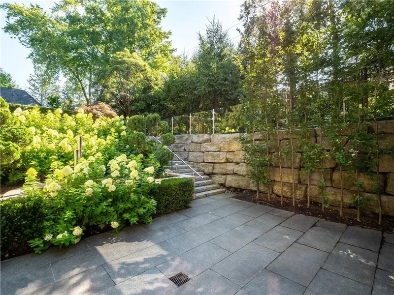 15 Chartwell Rd, Oakville, ON L6J 3Z3, Canada, Oakville, Ontario, Canada. - Photo 31