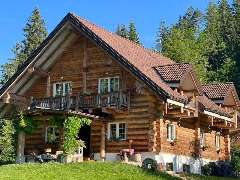 Luxurious eco chalet with private swimming pond in Nötsch in the Gailtal valley