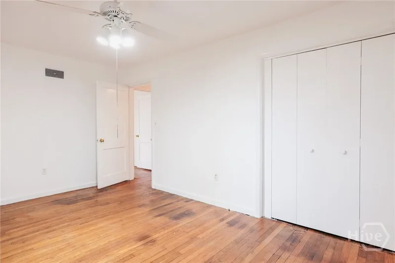 112 E Derenne Avenue, Savannah, Georgia, United States. - Photo 27