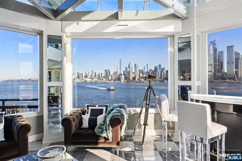 600 Harbor Boulevard 1079-81, Weehawken, NJ 07086, Weehawken, New Jersey, United States. - Photo 19