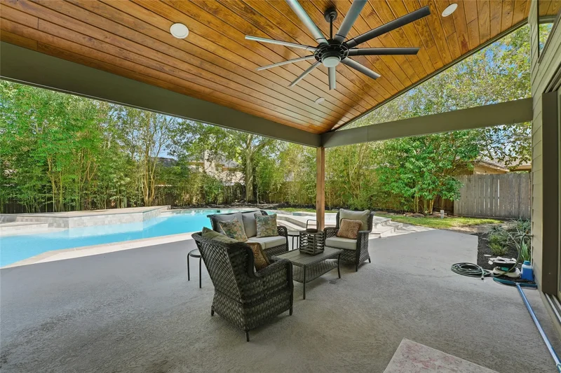4907 Pine Garden Drive E, Kingwood, TX 77345, Houston, Texas, United States. - Photo 8