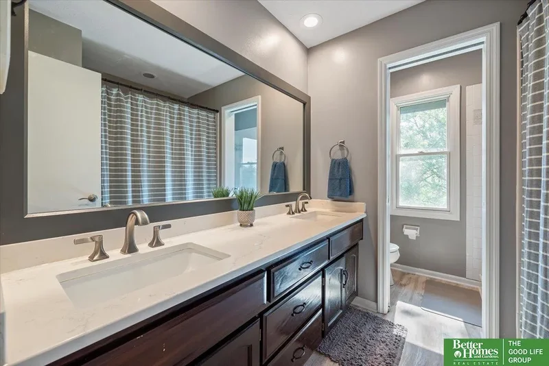 802 N Fillmore Street, Papillion, NE 68046, Papillion, Nebraska, United States. - Photo 39