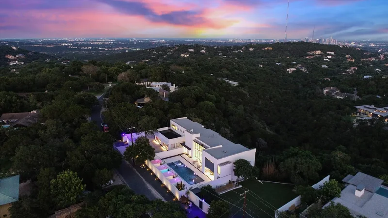 1501 Ridgecrest DR, Austin, Texas, United States. - Photo 27