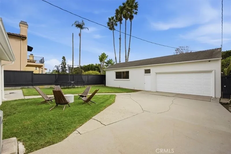 1826 10th Street, Manhattan Beach, CA, 90266, USA, Manhattan Beach, California, United States. - Photo 18