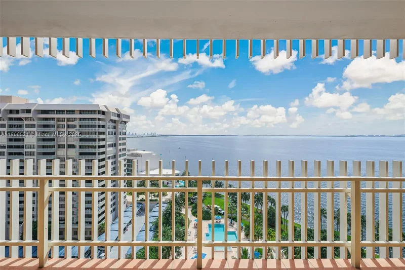 2 Grove Isle Dr B1603, Miami, Florida, United States. - Photo 6