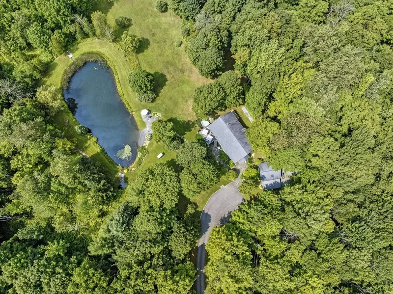 600 Ch. Schweizer, Sutton, Quebec, Canada. - Photo 66