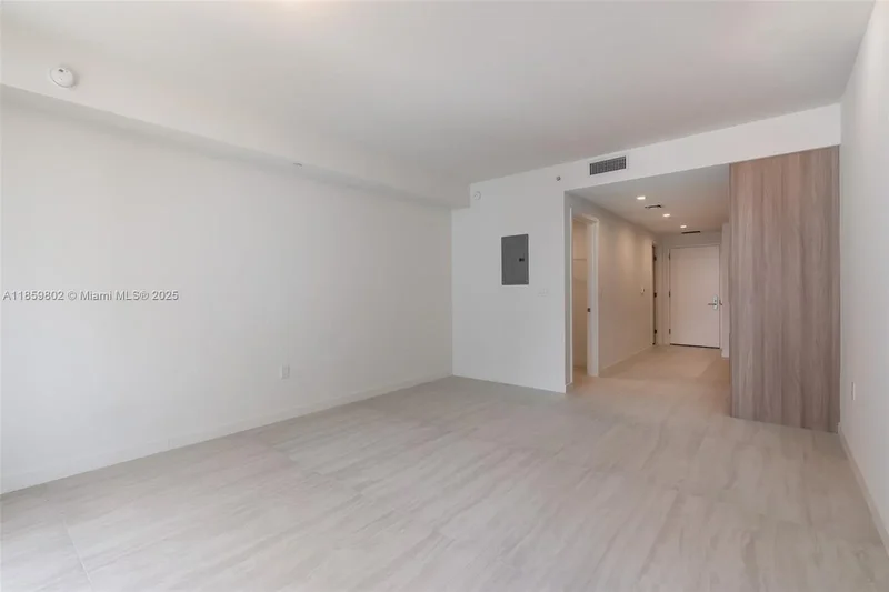 77 SE 5th St #2701, Miami, Florida, United States. - Photo 40
