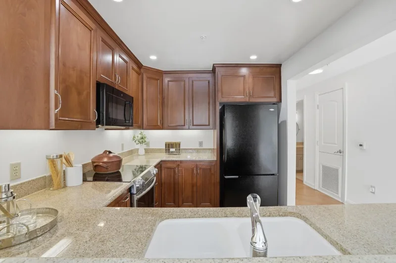10 CRYSTAL SPRINGS Road, San Mateo, California, United States. - Photo 22