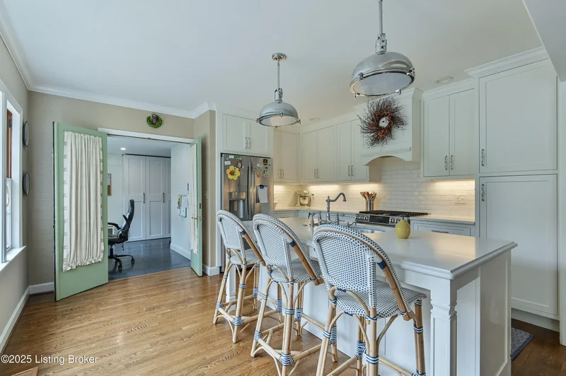 52 Harwood Rd, Louisville, KY 40222, Glenview, Kentucky, United States. - Photo 15