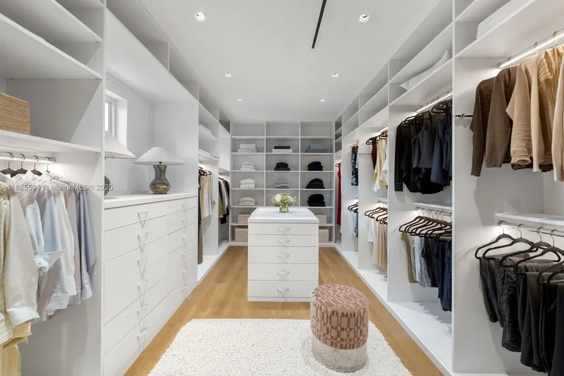 545 Casuarina Concourse, Miami, Florida, United States. - Photo 14