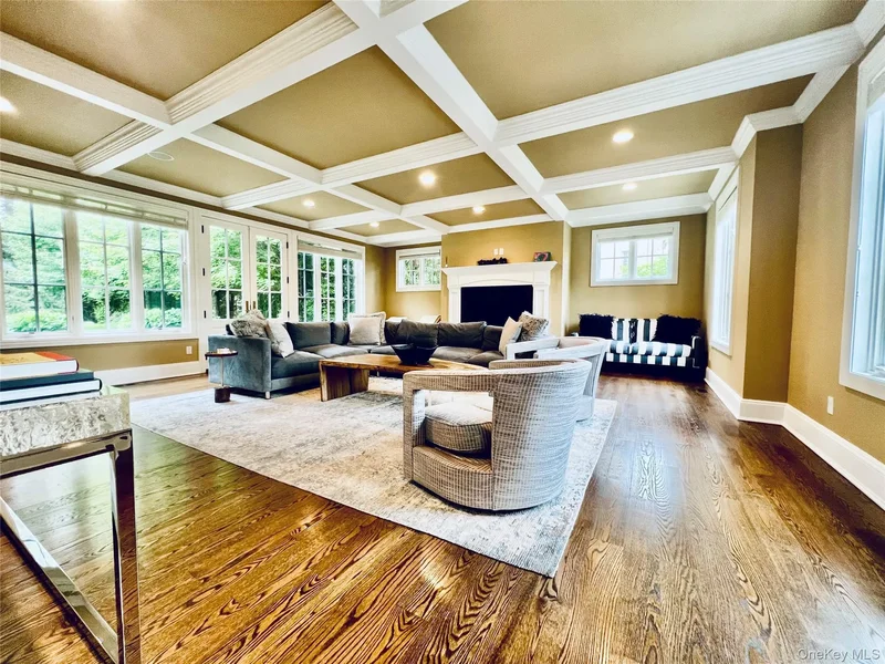 9 Earle Drive, Muttontown, NY 11791, Muttontown, New York, United States. - Photo 13