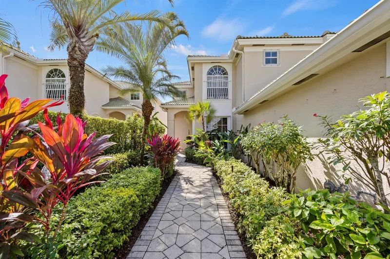 1207 General Pointe Trace, Palm Beach Gardens, Florida, United States. - Photo 23