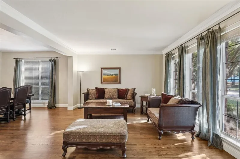9212 Longview Drive, Plano, Texas, United States. - Photo 4