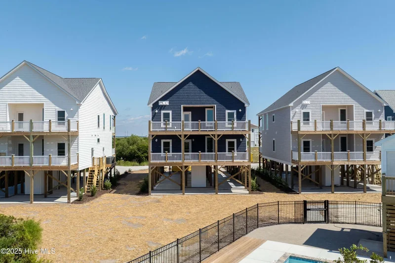 113 Lacosta Place, North Topsail Beach, NC 28460, North Topsail Beach, North Carolina, United States. - Photo 20