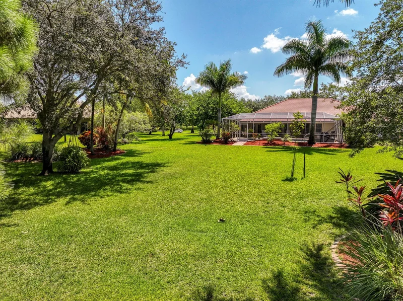 5681 Lago Del Sol Drive, Wellington, Florida, United States. - Photo 16