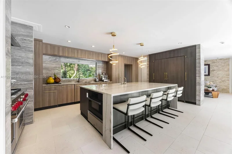 1233 102nd St, Bal Harbour, Florida, United States. - Photo 14