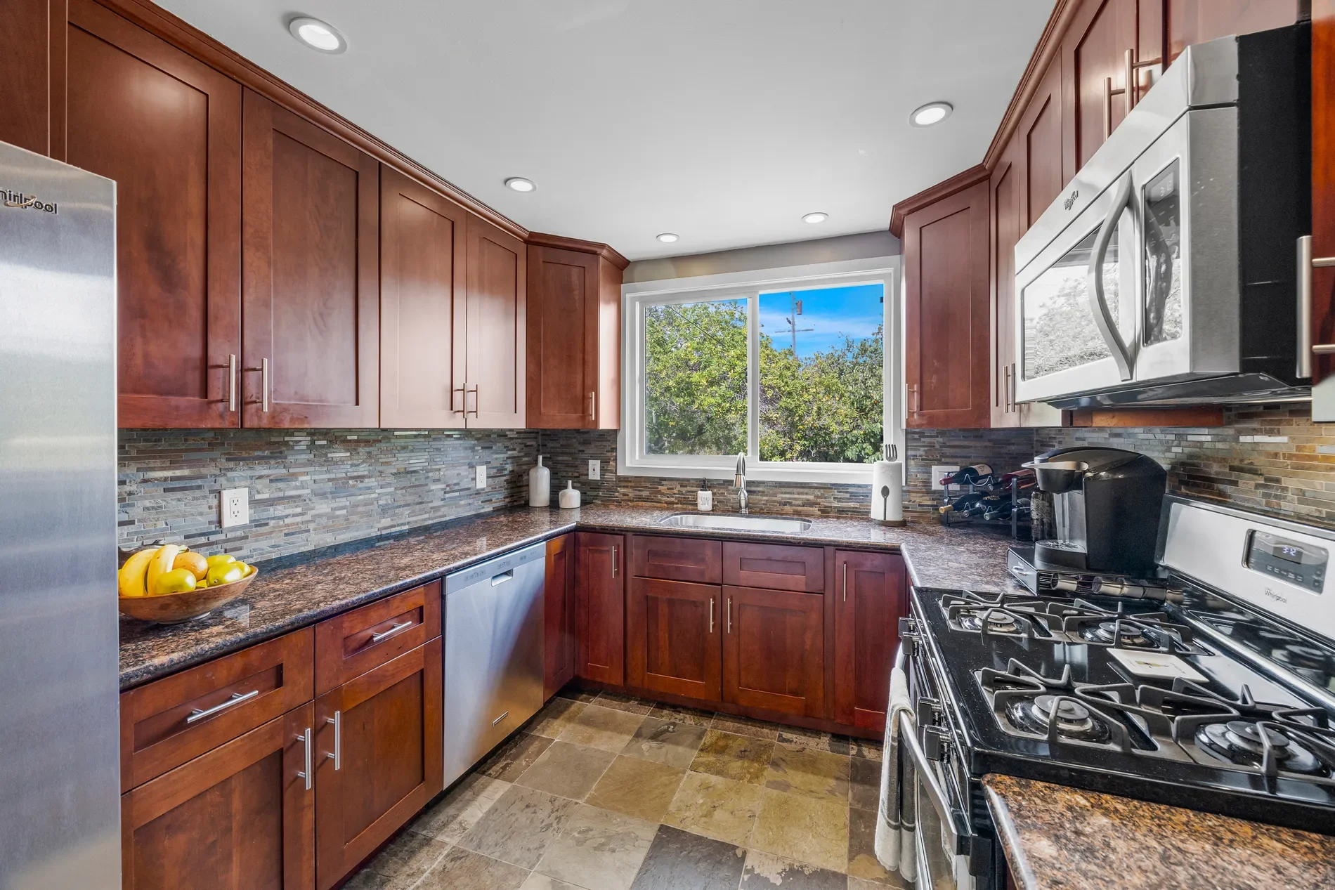 3605 Pacific Boulevard , San Mateo, CA 94403, San Mateo, California, United States. - Photo 17