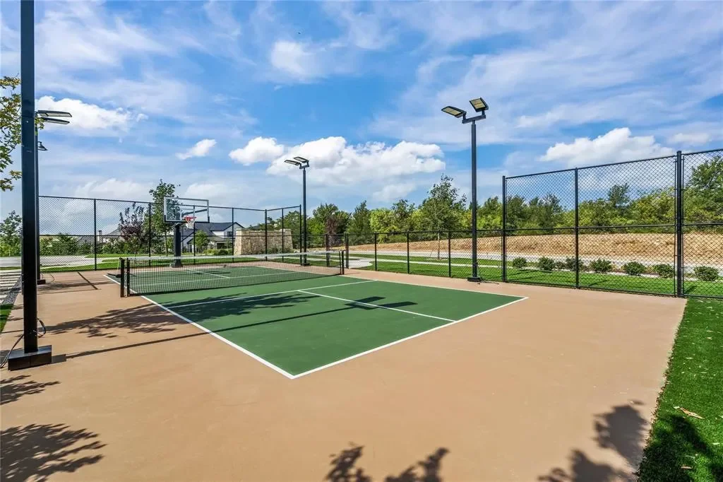 9728 Latour Court, Fort Worth, Texas, United States. - Photo 7