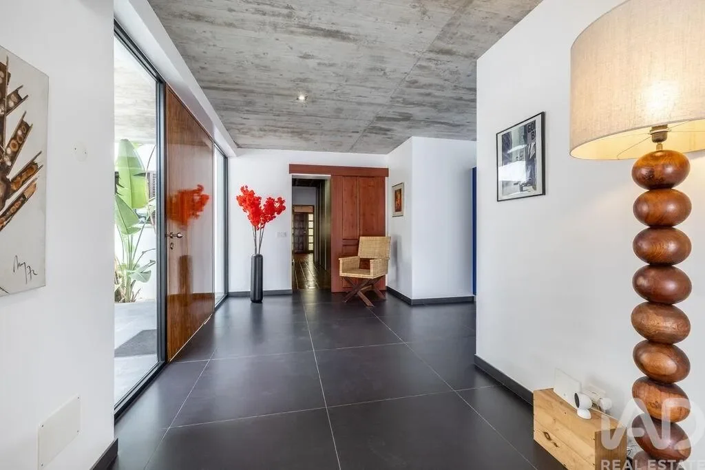 Gallery photo 10