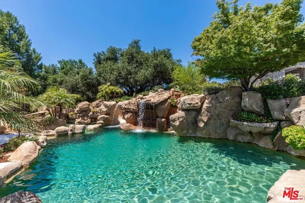 5076 Island Forest Place, Thousand Oaks, California, United States. - Photo 9